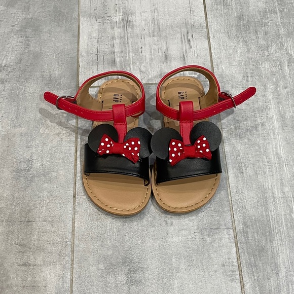 gap minnie mouse sandals
